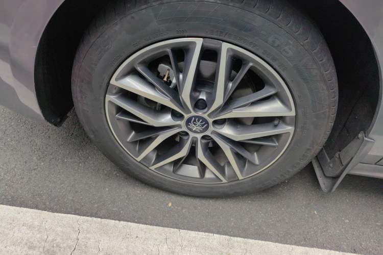 Used BYD Qin PLUS 2021 EV 500KM Luxury Model Exterior 7