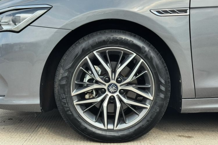 Used BYD Qin PLUS 2021 DM-i 55KM Flagship Model Exterior 7