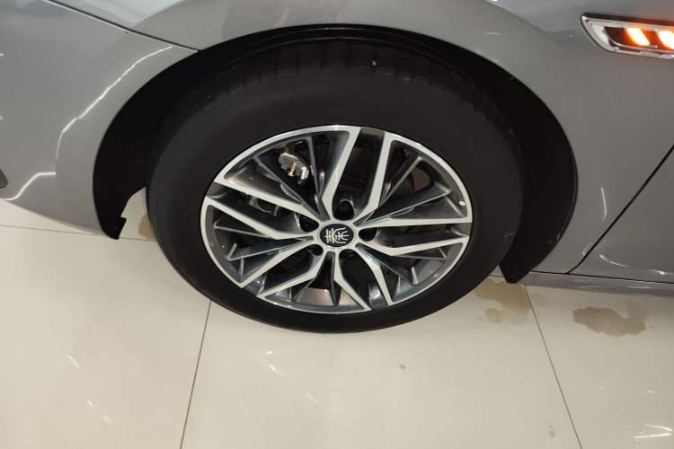 Used BYD Qin PLUS 2021 EV 400KM Luxury Model Exterior 7