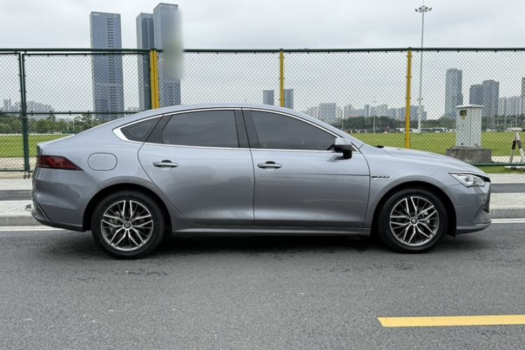 Used BYD Qin PLUS 2021 DM-i 55KM Flagship Model Exterior 8