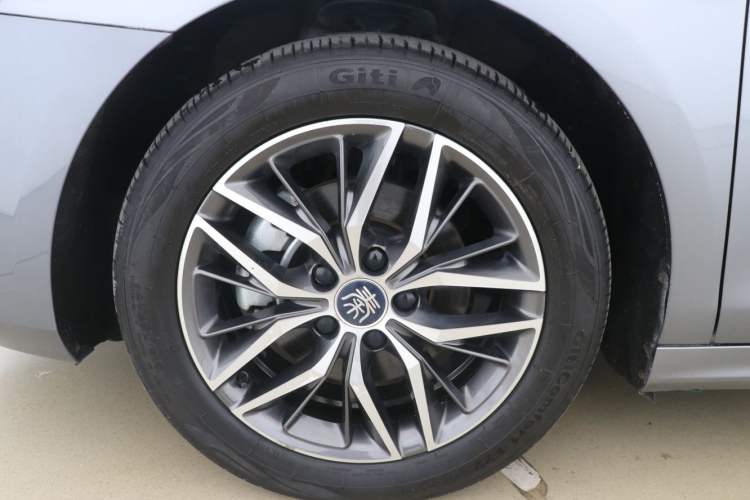 Used BYD Qin PLUS 2021 EV 500KM Premium Model Exterior 9