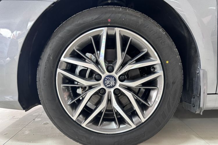 Used BYD Qin PLUS 2021 DM-i 55KM Flagship Model Exterior 9