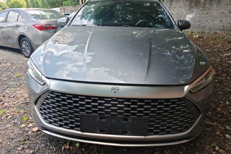 Used BYD Qin PLUS 2021 DM-i 55KM Flagship Model Front
