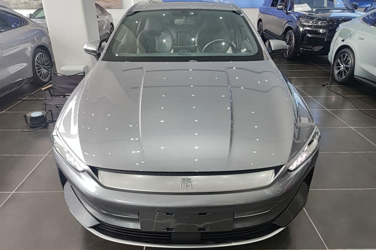 Used BYD Qin PLUS 2021 EV 500KM Luxury Model Front