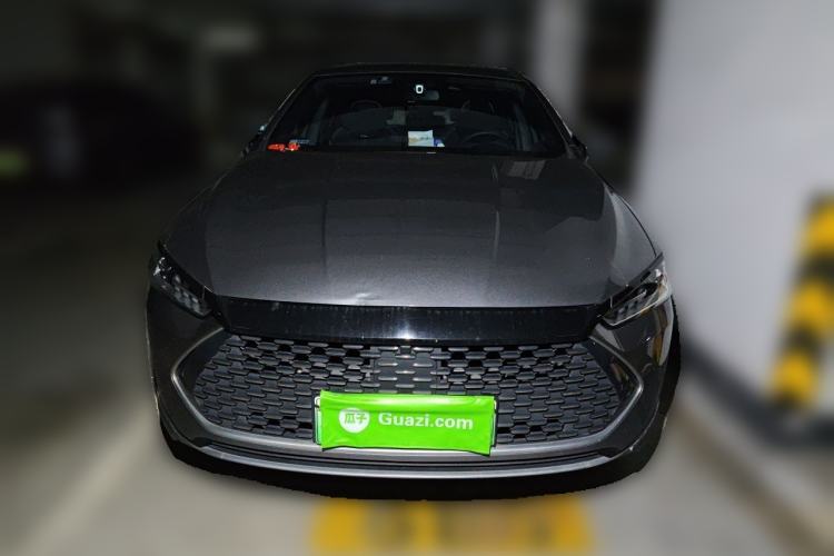 Used BYD Qin PLUS 2021 DM-i 55KM Flagship Model Front