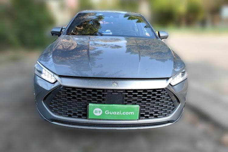 Used BYD Qin PLUS 2021 DM-i 120KM Flagship Model Front
