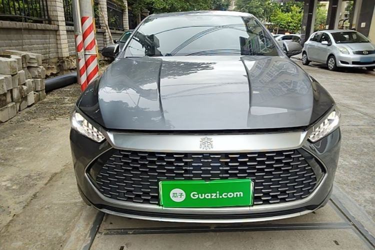 Used BYD Qin PLUS 2021 DM-i 55KM Flagship Model Front