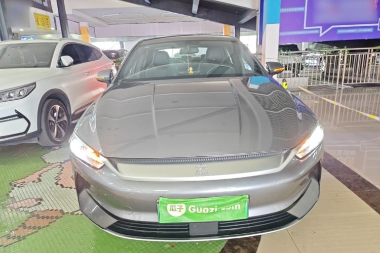 Used BYD Qin PLUS 2021 EV 500KM Luxury Model Front