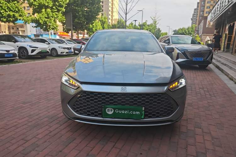 Used BYD Qin PLUS 2021 DM-i 55KM Flagship Model Front