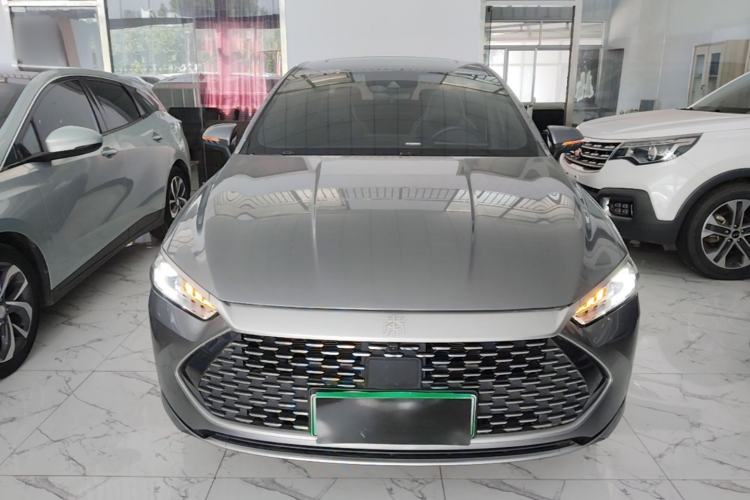 Used BYD Qin PLUS 2021 DM-i 120KM Flagship Model Front