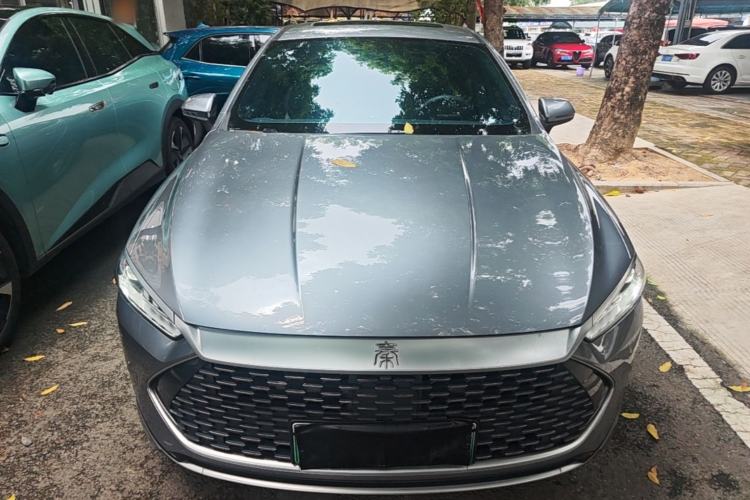 Used BYD Qin PLUS 2021 DM-i 55KM Flagship Model Front