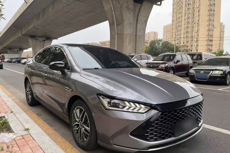 Used BYD Qin PLUS 2021 DM-i 55KM Flagship Model Front Right 45 Deg