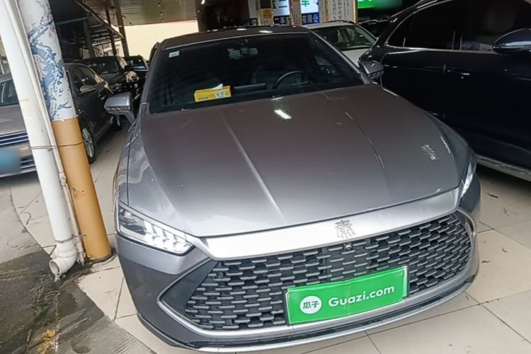 Used BYD Qin PLUS 2021 DM-i 55KM Flagship Model Front Right 45 Deg