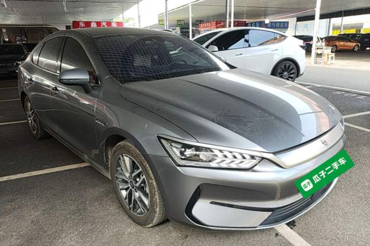 Used BYD Qin PLUS 2021 EV 500KM Premium Model Front Right 45 Deg