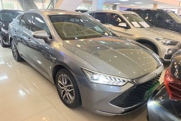 Used BYD Qin PLUS 2021 DM-i 55KM Flagship Model Front Right 45 Deg