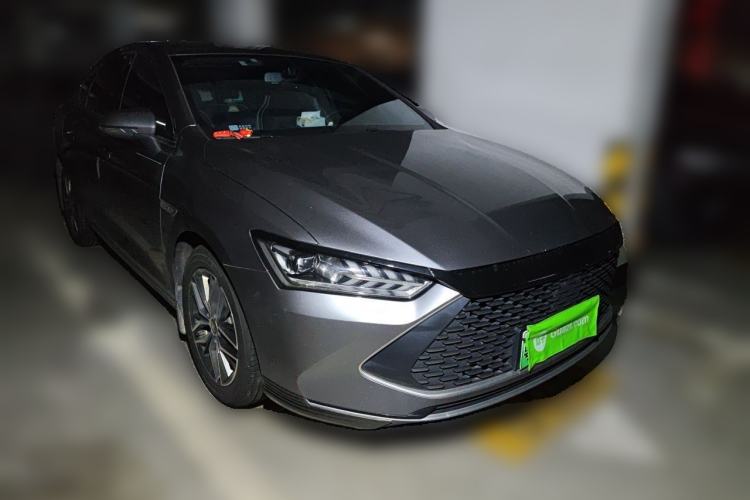 Used BYD Qin PLUS 2021 DM-i 55KM Flagship Model Front Right 45 Deg