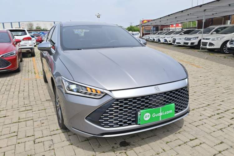 Used BYD Qin PLUS 2021 DM-i 120KM Prestige Model Front Right 45 Deg