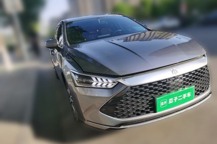 Used BYD Qin PLUS 2021 DM-i 55KM Flagship Model Front Right 45 Deg