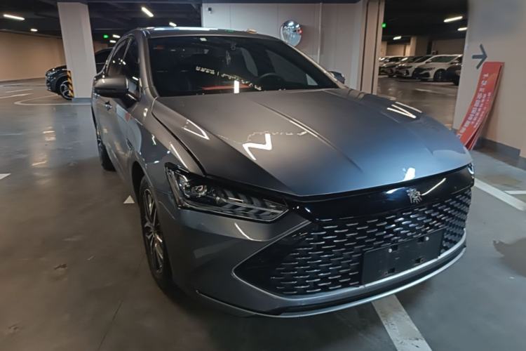 Used BYD Qin PLUS 2021 DM-i 55KM Flagship Model Front Right 45 Deg