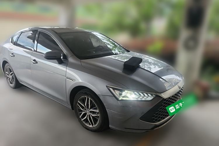 Used BYD Qin PLUS 2021 DM-i 120KM Prestige Model Front Right 45 Deg