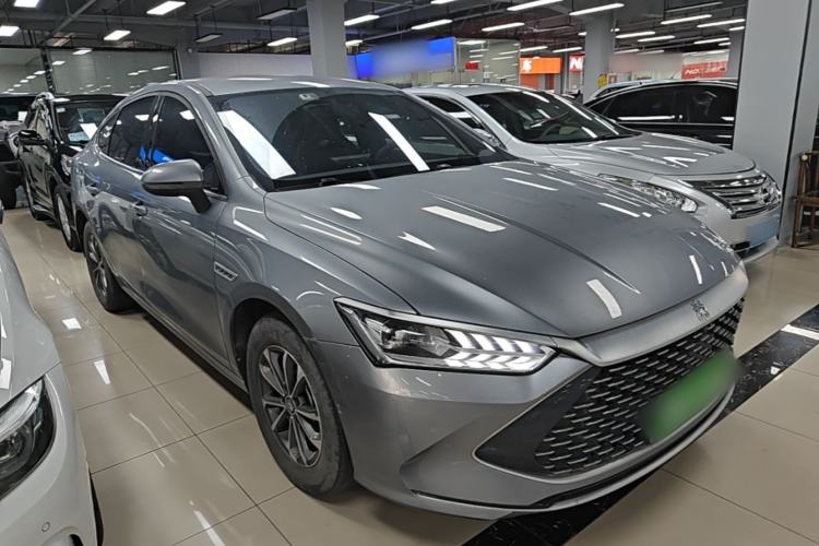 Used BYD Qin PLUS 2021 DM-i 55KM Prestige Model Front Right 45 Deg