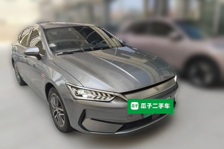 Used BYD Qin PLUS 2021 EV 400KM Luxury Model Front Right 45 Deg