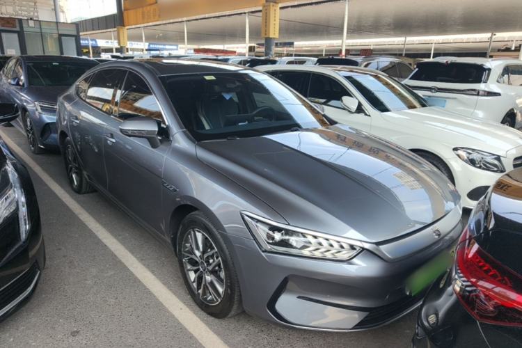 Used BYD Qin PLUS 2021 EV 500KM Premium Model Front Right 45 Deg