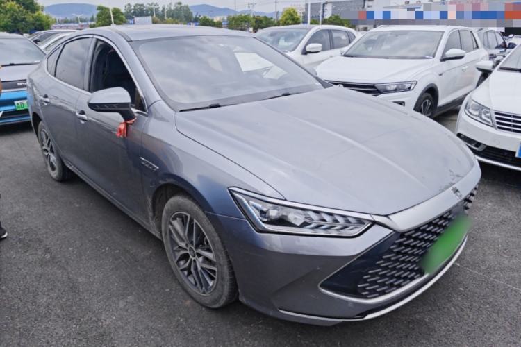 Used BYD Qin PLUS 2021 DM-i 120KM Prestige Model Front Right 45 Deg