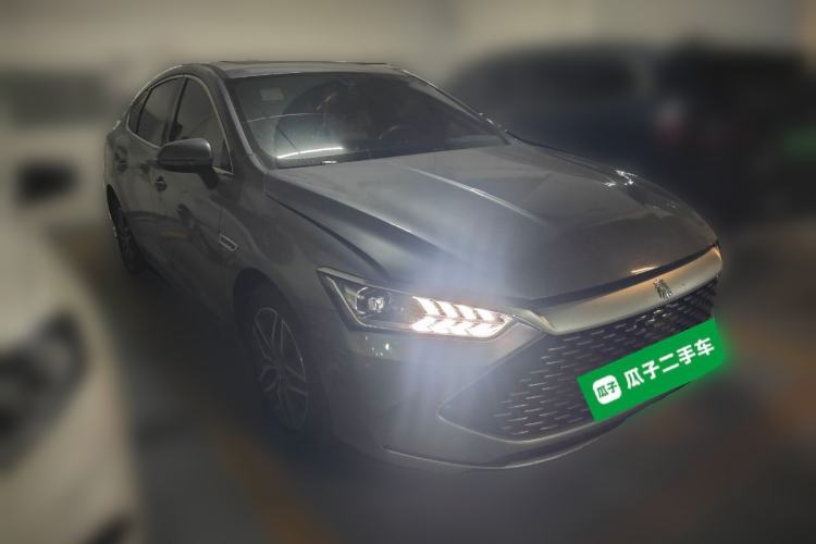 Used BYD Qin PLUS 2021 DM-i 55KM Flagship Model Front Right 45 Deg