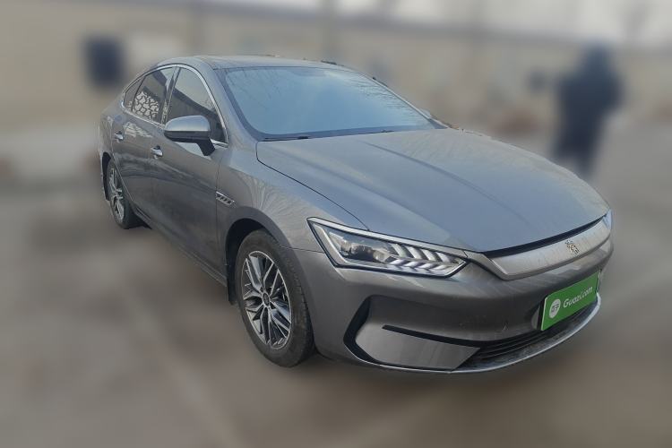 Used BYD Qin PLUS 2021 EV 500KM Luxury Model Front Right 45 Deg