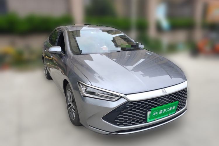 Used BYD Qin PLUS 2021 DM-i 55KM Flagship Model Front Right 45 Deg
