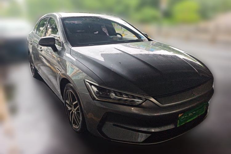 Used BYD Qin PLUS 2021 EV 500KM Luxury Model Front Right 45 Deg
