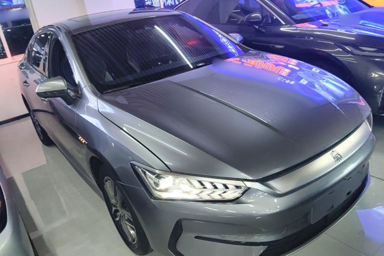 Used BYD Qin PLUS 2021 EV 500KM Premium Model Front Right 45 Deg