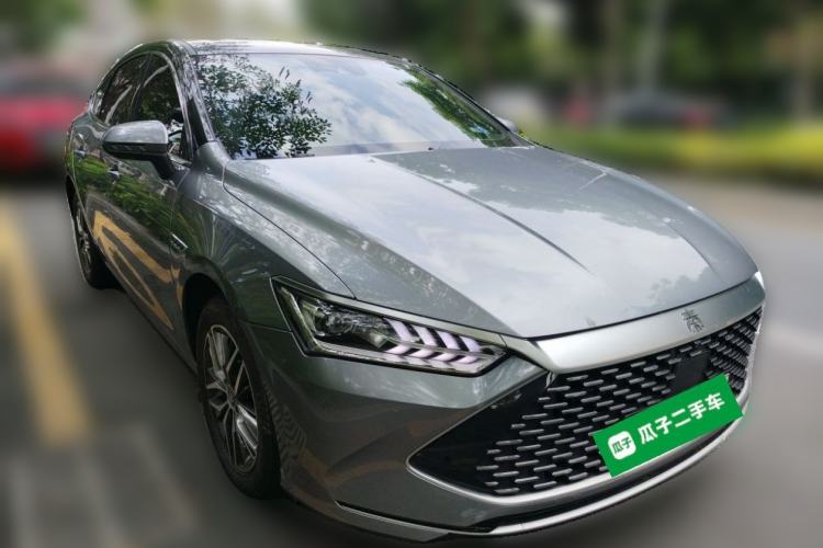 Used BYD Qin PLUS 2021 DM-i 120KM Flagship Model Front Right 45 Deg