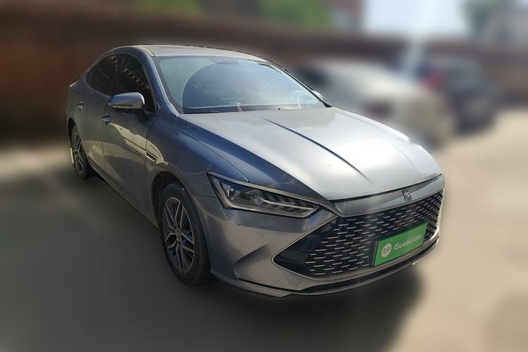 Used BYD Qin PLUS 2021 DM-i 120KM Prestige Model Front Right 45 Deg