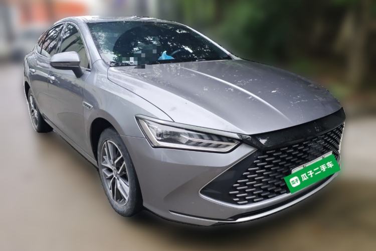 Used BYD Qin PLUS 2021 DM-i 120KM Prestige Model Front Right 45 Deg