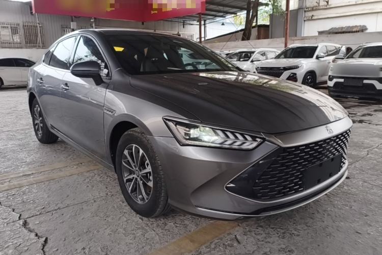 Used BYD Qin PLUS 2021 DM-i 55KM Prestige Model Front Right 45 Deg