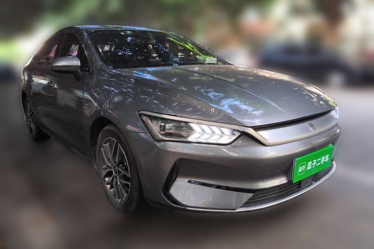 Used BYD Qin PLUS 2021 EV 500KM Luxury Model Front Right 45 Deg
