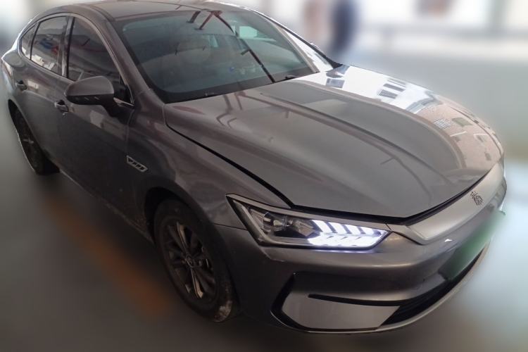 Used BYD Qin PLUS 2021 EV 400KM Leading Comfort Edition Front Right 45 Deg