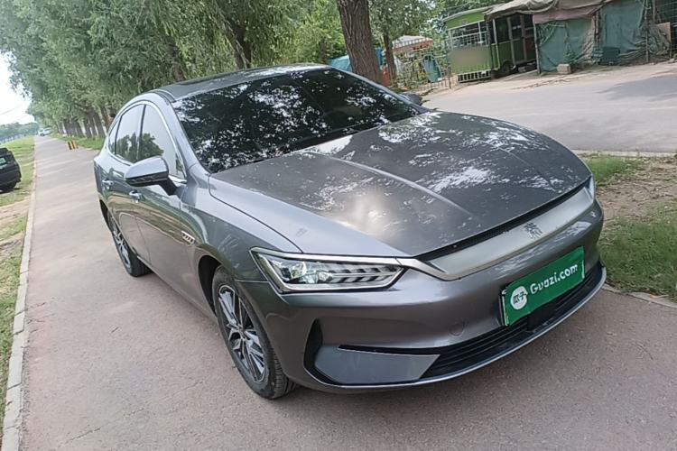 Used BYD Qin PLUS 2021 EV 500KM Luxury Model Front Right 45 Deg