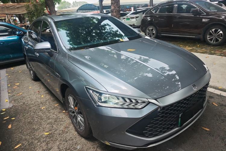 Used BYD Qin PLUS 2021 DM-i 55KM Flagship Model Front Right 45 Deg