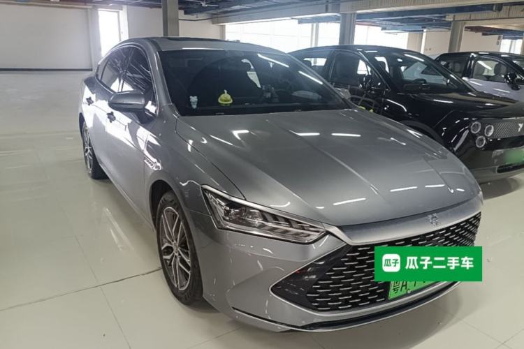 Used BYD Qin PLUS 2021 DM-i 55KM Flagship Model Front Right 45 Deg