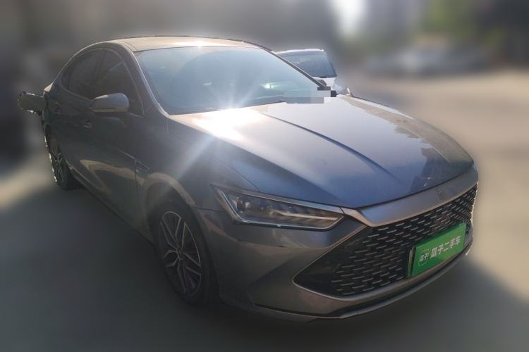 Used BYD Qin PLUS 2021 DM-i 55KM Flagship Model Front Right 45 Deg