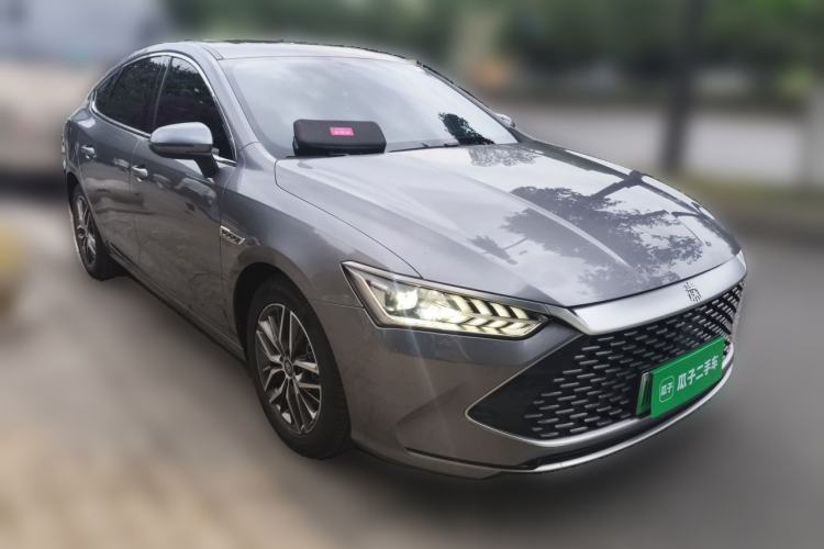 Used BYD Qin PLUS 2021 DM-i 55KM Flagship Model Front Right 45 Deg