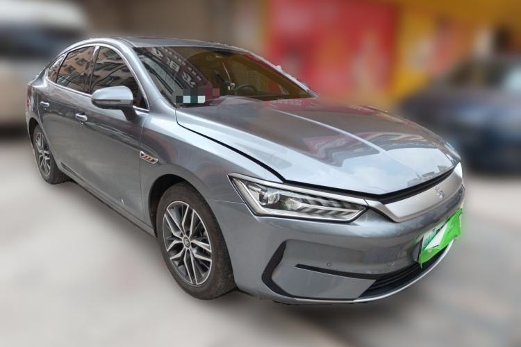 Used BYD Qin PLUS 2021 EV 500KM Premium Model Front Right 45 Deg