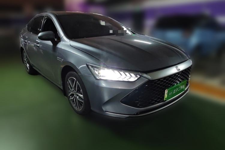 Used BYD Qin PLUS 2021 DM-i 120KM Prestige Model Front Right 45 Deg