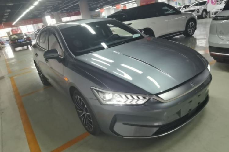 Used BYD Qin PLUS 2021 EV 600KM Flagship Model Front Right 45 Deg