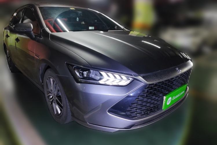 Used BYD Qin PLUS 2021 DM-i 55KM Flagship Model Front Right 45 Deg