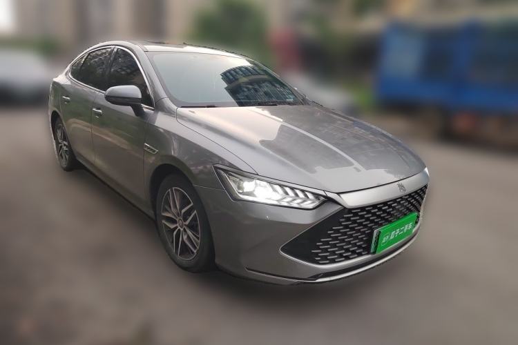 Used BYD Qin PLUS 2021 DM-i 55KM Flagship Model Front Right 45 Deg