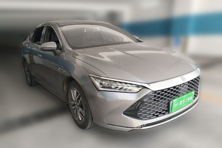 Used BYD Qin PLUS 2021 DM-i 55KM Flagship Model Front Right 45 Deg